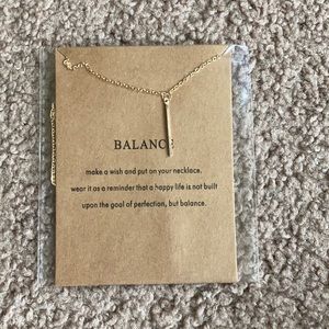 Balance dainty necklace